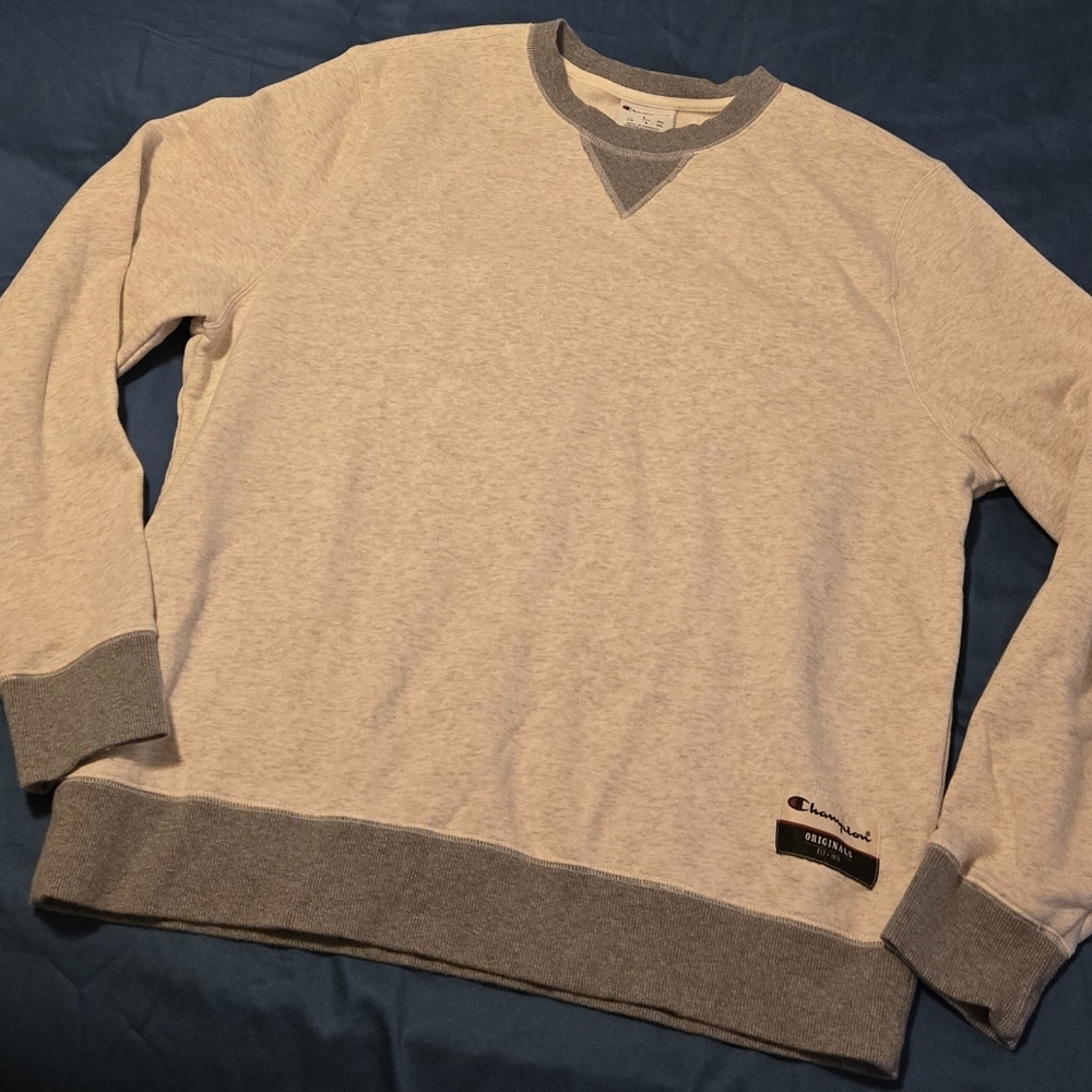 Champion Gray Crewneck Sweater, Size Large